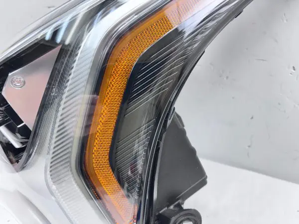 nice 2022 2023 2024 toyota tundra platinum full led front left oem headlight - Image 11