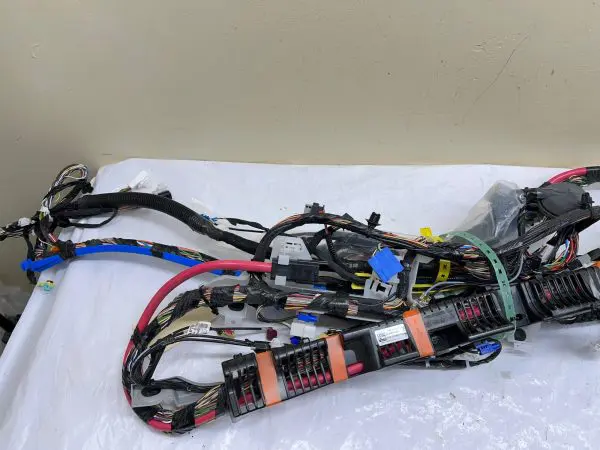 2020 2021 2022 2023 TESLA MODEL Y MAIN RIGHT OEM BODY WIRE HARNESS 1489042-00-F - Image 18