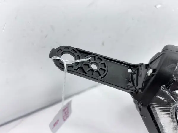nice 2019 2020 subaru forester led afs front right oem headlight - Image 13
