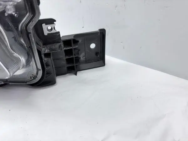 nice 2019 2020 subaru forester led afs front right oem headlight - Image 17