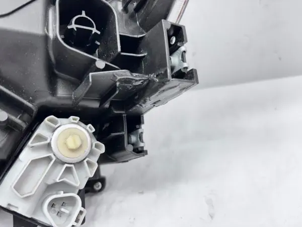 nice 2019 2020 subaru forester led afs front right oem headlight - Image 19