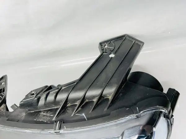 🎈 84244103 🎈  2016 2017 2018 CHEVY CAMARO HALOGEN FRONT LEFT OEM HEADLIGHT - Image 9