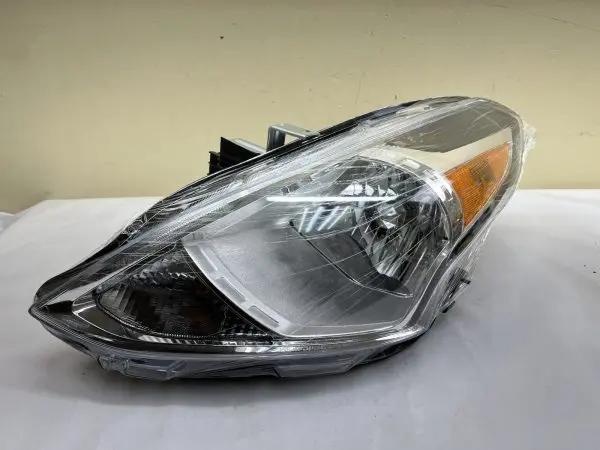 ⭐️  MINT 2015 2016 2017 2018 2019 NISSAN VERSA HALOGEN FRONT LEFT HEADLIGHT