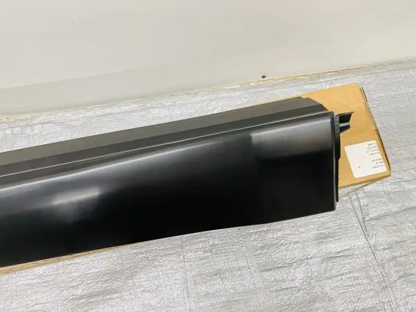 2015 2016 2017 2018 2019  TOYOTA HIGHLANDER REAR RIGHT DOOR MOLDING OEM ROCKER - Image 8
