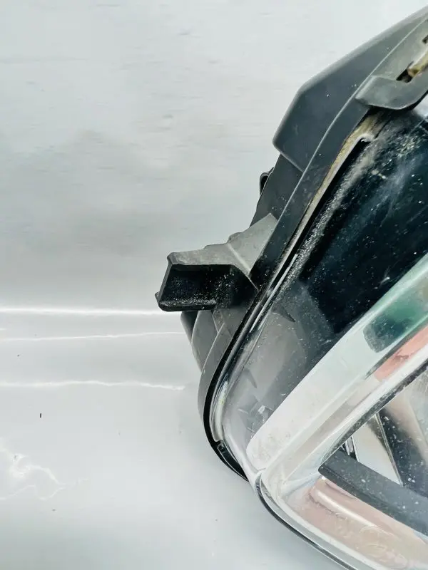 5K0941699E  2011 2012 2013 2014 VW JETTA GTI HALOGEN FRONT LEFT OEM FOG LIGHT - Image 9