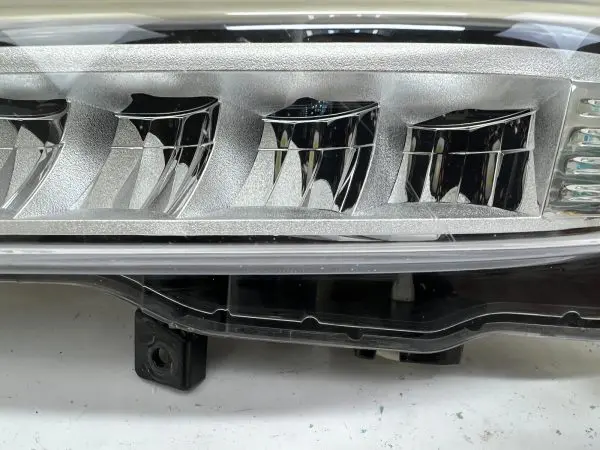 2020 2021 2022 FORD EXPLORE LED FRONT LEFT OEM FOG LIGHT - Image 8