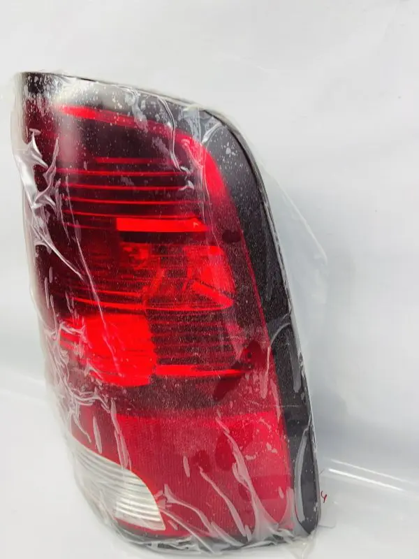 ⭐️ 2009-2011 2012 2013 2014 2015 2016 2017 2018 DODGE RAM RIGHT OEM TAIL LIGHT - Image 4
