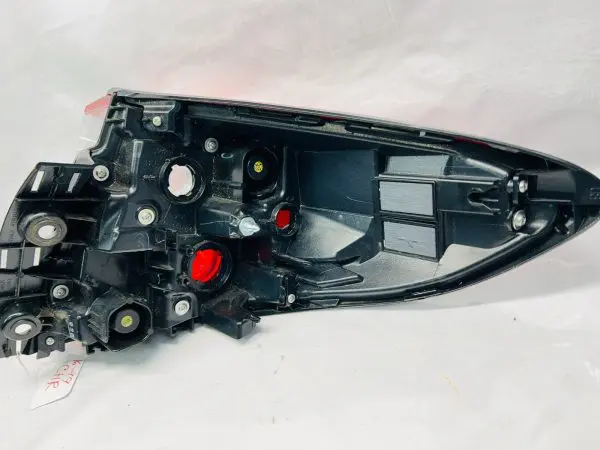 2016 2017 2018 2019 2020 2021 2022 TOYOTA CHR REAR LEFT OEM TAIL LIGHT - Image 11