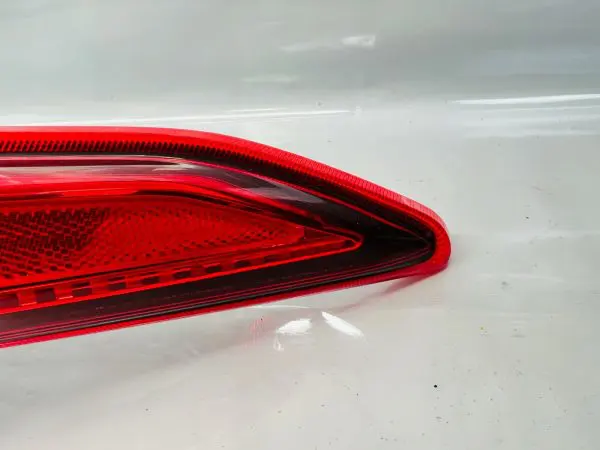 2022 TOYOTA HARRIER LED REAR RIGHT OEM TAIL LIGHT - Image 2