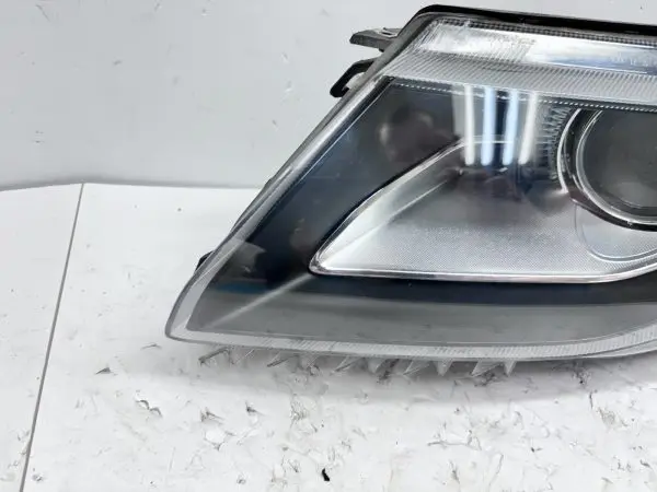NICE OEM 22769170  2011 2012 2013 2014 2015 CHEVY VOLT  FRONT LEFT HEADLIGHT - Image 11