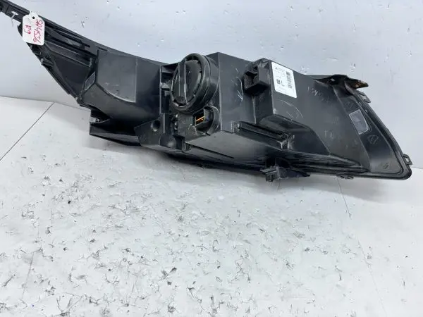 NICE OEM 22769170  2011 2012 2013 2014 2015 CHEVY VOLT  FRONT LEFT HEADLIGHT - Image 20