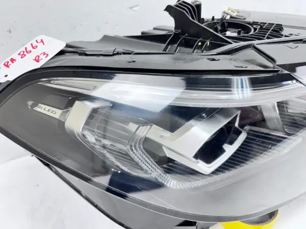 SA279E6  2019 2020 2021 2022 BMW X7 G07 LED FRONT RIGHT OEM HEADLIGHT - Image 3