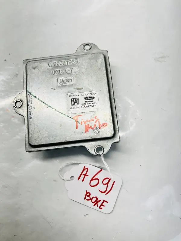 L90021969 2016-2018 2019 Ford Fusion. Land Rover Cadillac LED HEADLIGHT BALLAST