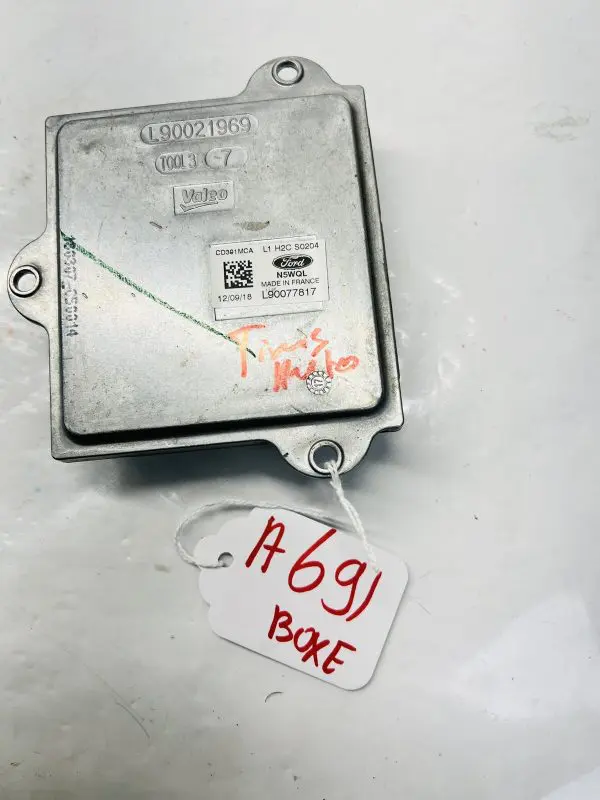 L90021969 2016-2018 2019 Ford Fusion. Land Rover Cadillac LED HEADLIGHT BALLAST - Image 2