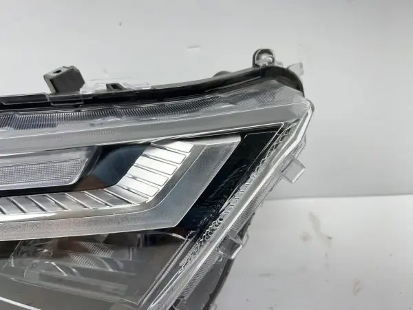 2022 2023 2024 toyota rav4 full led front right oem headlight - Image 3