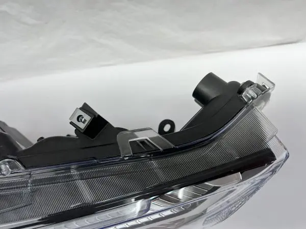 nice  2022 2023 2024 toyota  rav4 full led front right oem headlight - Image 15