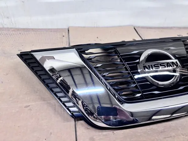 623106FL0C 2017 2018 2019 2020 NISSAN ROGUE FRONT OEM GRILLE EMBLEM CAMERA - Image 11