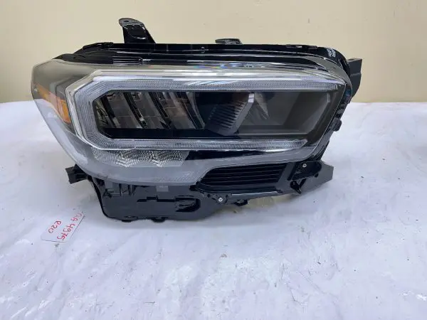 NICE 2020 2021 2022 2023 TOYOTA TACOMA FULL LED FRONT RIGHT OEM HEADLIGHT