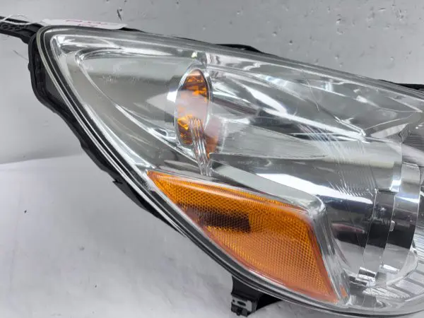 ALL TABS 2010 2011 2012 SUBARU LEGACY OUTBACK HALOGEN  FRONT RIGHT OEM HEADLIGHT - Image 12