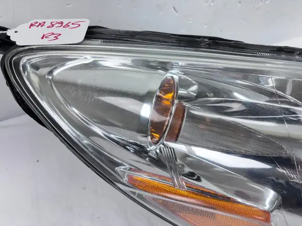 ALL TABS 2010 2011 2012 SUBARU LEGACY OUTBACK HALOGEN  FRONT RIGHT OEM HEADLIGHT - Image 14