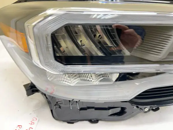 NICE 2020 2021 2022 2023 TOYOTA TACOMA FULL LED FRONT RIGHT OEM HEADLIGHT - Image 7