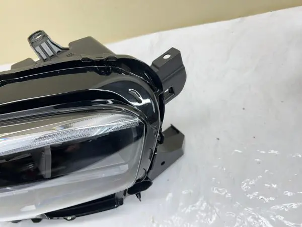 NICE 2020 2021 2022 2023 TOYOTA TACOMA FULL LED FRONT RIGHT OEM HEADLIGHT - Image 16