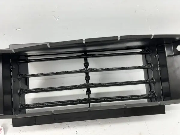 OEM 2018 2019 2020 FORD F150 Front lower Shutter Genuine jl3z8475b - Image 5