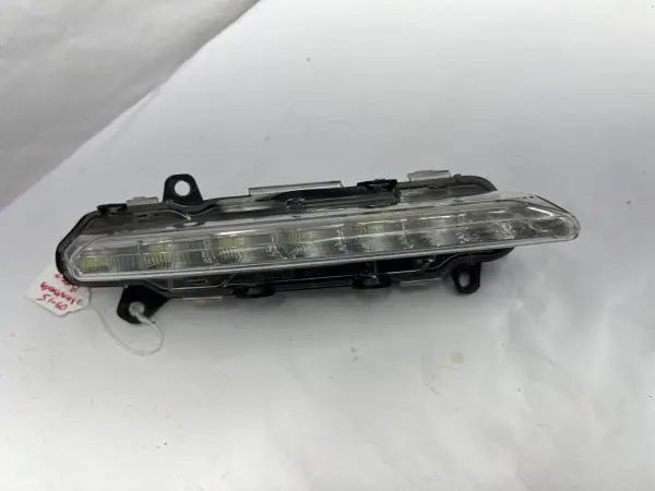 A2218201856 2009-2011 2012 2013 MERCEDES BENZ S CLASS C CLS LED RUNNING LIGHT