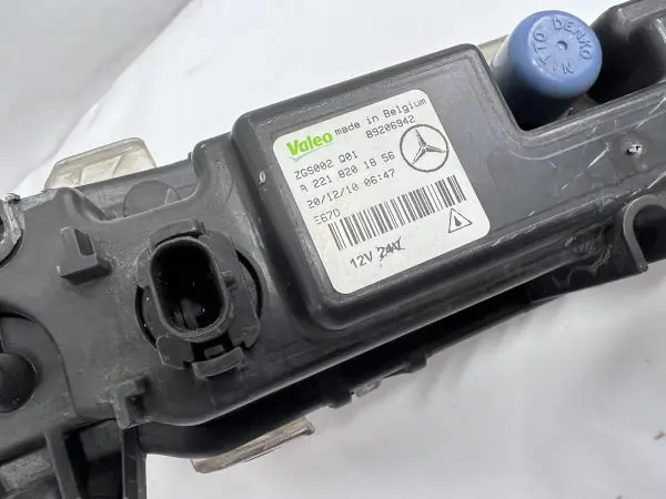 A2218201856 2009-2011 2012 2013 MERCEDES BENZ S CLASS C CLS LED RUNNING LIGHT - Image 13