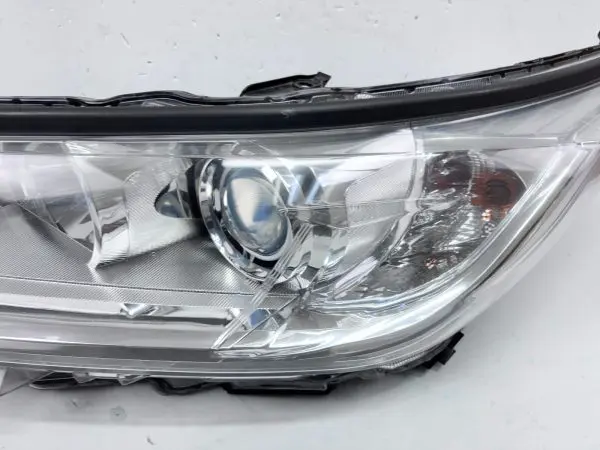ALL TABS 2017 2018 2019 TOYOTA HIGLANDER HALOGEN FRONT LEFT OEM HEADLIGHT - Image 9
