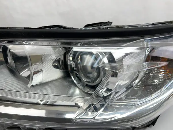 ALL TABS 2017 2018 2019 TOYOTA HIGHLANDER HALOGEN FRONT LEFT OEM HEADLIGHT - Image 6