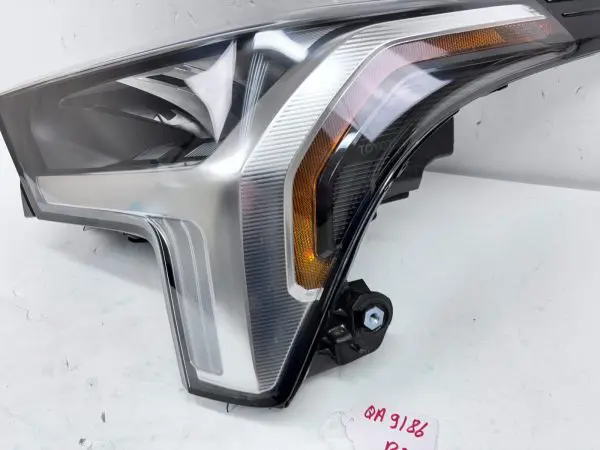 81160-0C230  2022 2023 2024 2025 TOYOTA TUNDRA LED FRONT LEFT OEM HEADLIGHT - Image 4