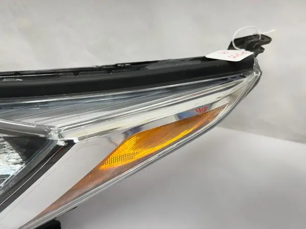 ALL TABS 2017 2018 2019 TOYOTA HIGHLANDER HALOGEN FRONT LEFT OEM HEADLIGHT - Image 11