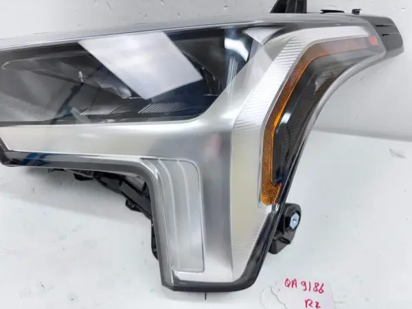 81160-0C230  2022 2023 2024 2025 TOYOTA TUNDRA LED FRONT LEFT OEM HEADLIGHT - Image 9