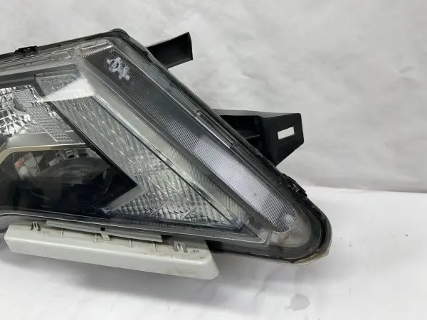 2017 2018 2019 2020 nissan pathfinder halogen front right oem headlight - Image 4