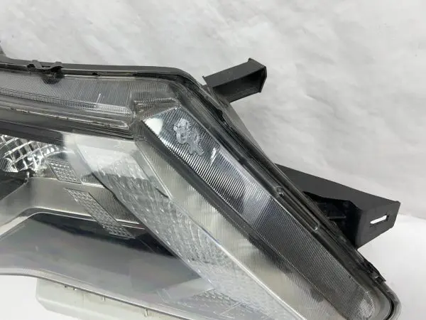 2017 2018 2019 2020 nissan pathfinder halogen front right oem headlight - Image 6