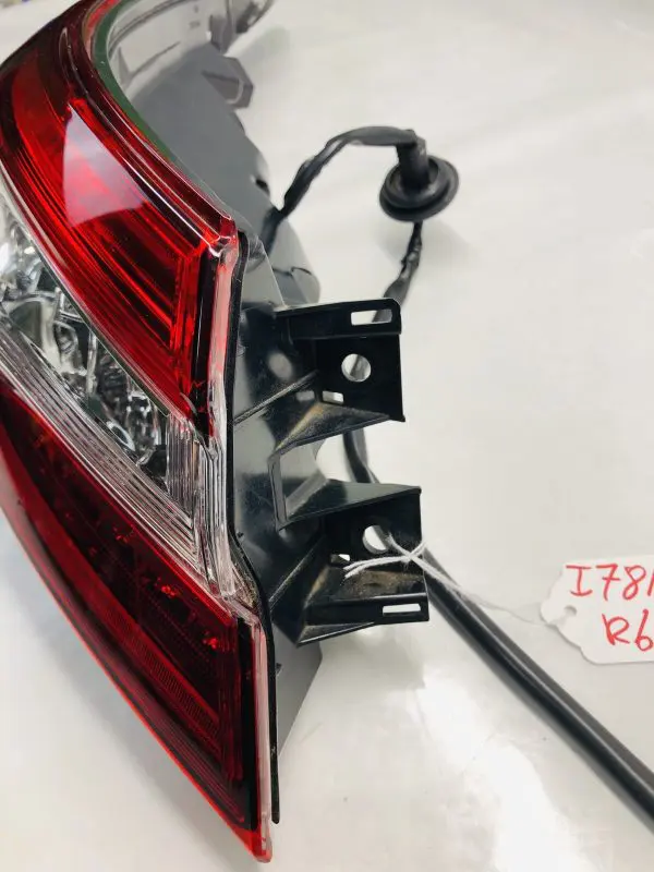 🎈 2018 2019 2020 2021 2022 2023 TOYOTA CAMRY REAR LEFT OEM TAIL LIGHT FULL LED - Image 3