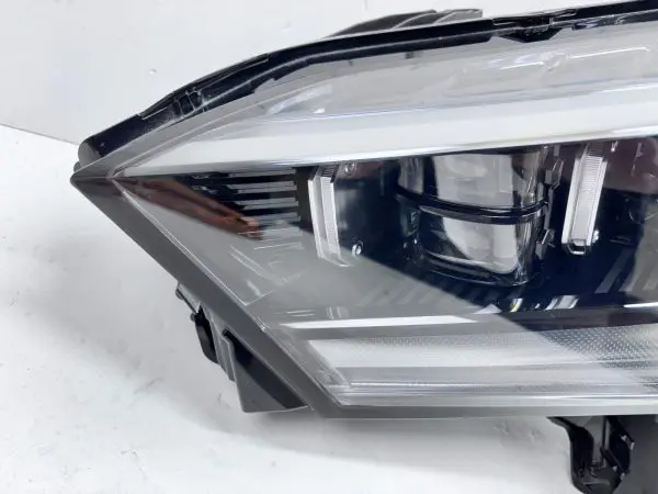NICE 2022 2023 2024 2025 TOYOTA TUNDRA PLATINUM LED FRONT LEFT OEM HEADLIGHT - Image 10