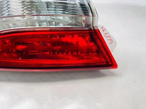 2018 2019 2020 2021 2022 2023 TOYOTA CAMRY HALOGEN LED REAR LEFT OEM TAIL LIGHT - Image 4
