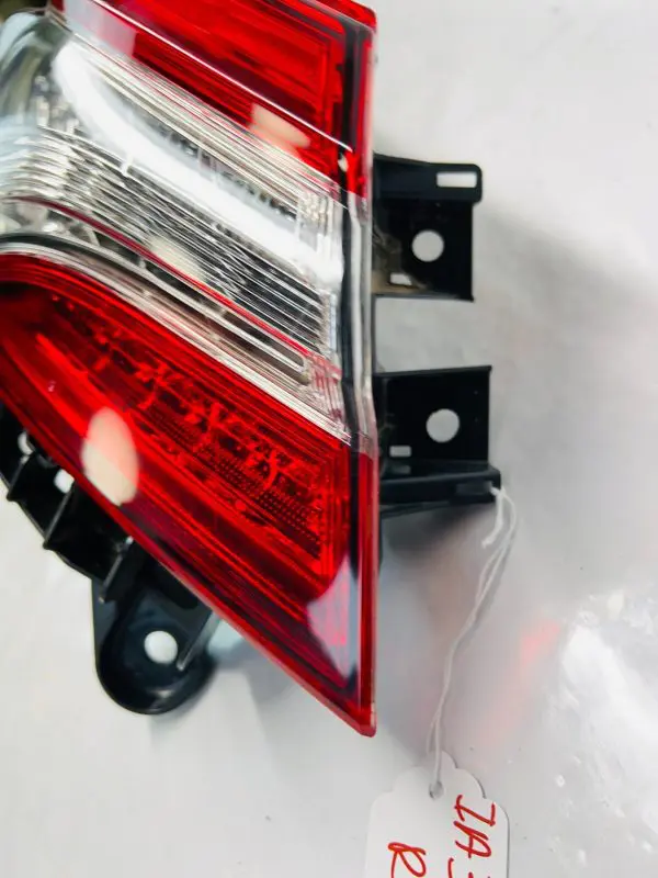 NICE 18 2019 2020 2021 2022 2023 TOYOTA CAMRY FULL LED REAR LEFT OEM TAIL LIGHT - Image 4