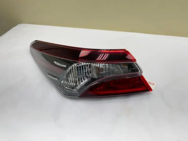 2018 2019 2020 2021 2022 2023 TOYOTA CAMRY DARK TRD REAR LEFT OEM TAIL LIGHT - Image 2