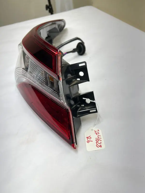 2018 2019 2020 2021 2022 2023 TOYOTA CAMRY DARK TRD REAR LEFT OEM TAIL LIGHT - Image 4