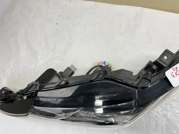 2018 2019 2020 2021 2022 2023 TOYOTA CAMRY LED  FRONT LEFT OEM HEADLIGHT - Image 17