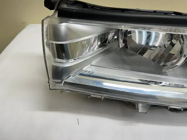 2017 2018 2019 TOYOTA HIGHLANDER HALOGEN FRONT LEFT OEM HEADLIGHT - Image 12