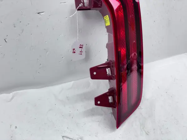 92402-S9500  2023 2024 KIA TELLURIDE HALOGEN REAR RIGHT OEM TAIL LIGHT - Image 12