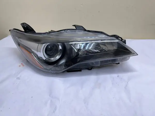 ALL TABS 2015 2016 2017 TOYOTA CAMRY HALOGEN DARK BEZEL RIGHT OEM HEADLIGHT