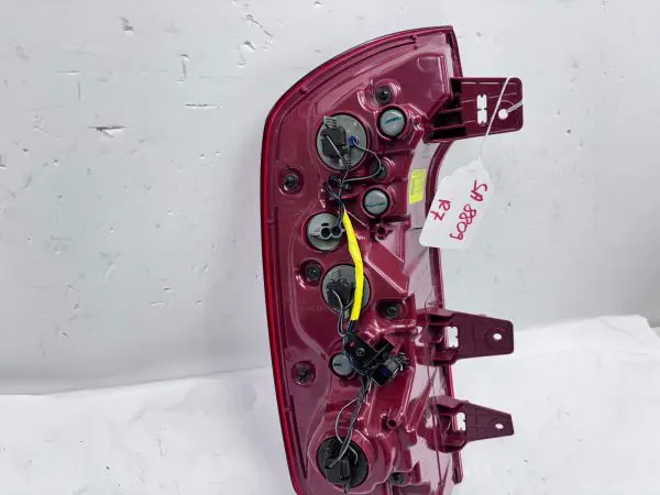 92402-S9500  2023 2024 KIA TELLURIDE HALOGEN REAR RIGHT OEM TAIL LIGHT - Image 16