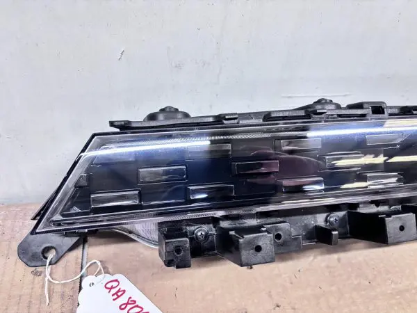 2022 2023 2024 Kia Soul GT LINE Front Headlight Center Trim Emblem 92209-K0 - Image 12