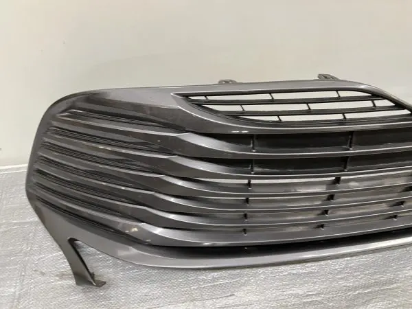 2018 2019 2020 2021 2022 2023 TOYOTA CAMRY FRONT OEM GRILLE GENUINE 5310206240 - Image 3