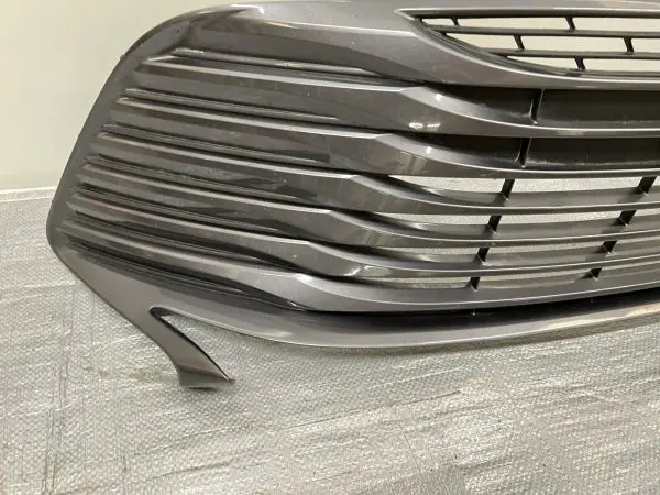 2018 2019 2020 2021 2022 2023 TOYOTA CAMRY FRONT OEM GRILLE GENUINE 5310206240 - Image 5